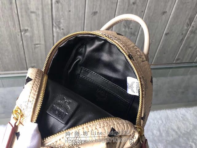 MCM雙肩背包 原單 超mini Stark經典女背包 側邊點綴鉚釘 MCM後背包 時尚迷人單品  mdmc1091